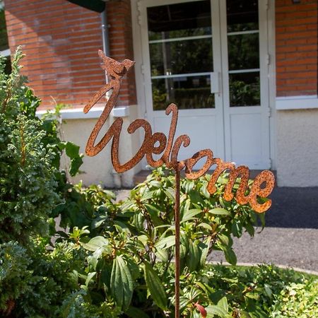 Logis - Hotel Restaurant Du Canard Hangest-sur-Somme Bagian luar foto