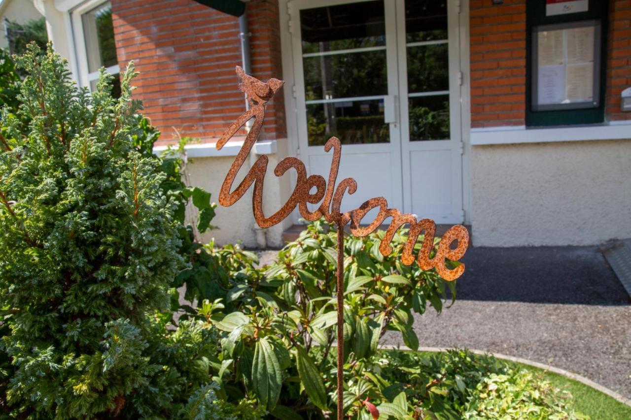 Logis - Hotel Restaurant Du Canard Hangest-sur-Somme Bagian luar foto