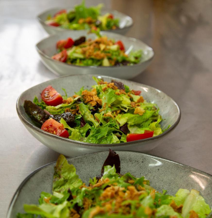Logis - Hotel Restaurant Du Canard Hangest-sur-Somme Bagian luar foto