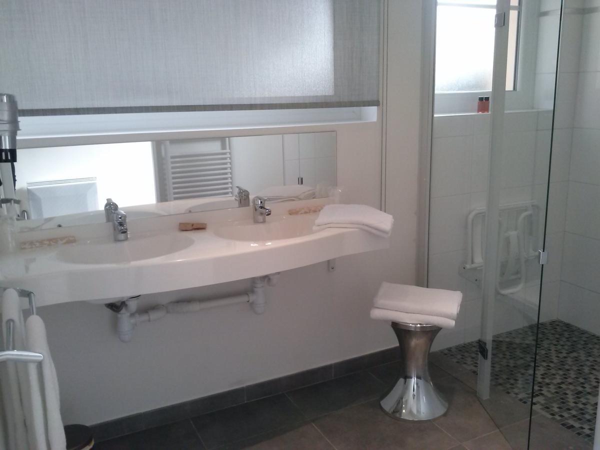 Logis - Hotel Restaurant Du Canard Hangest-sur-Somme Bagian luar foto